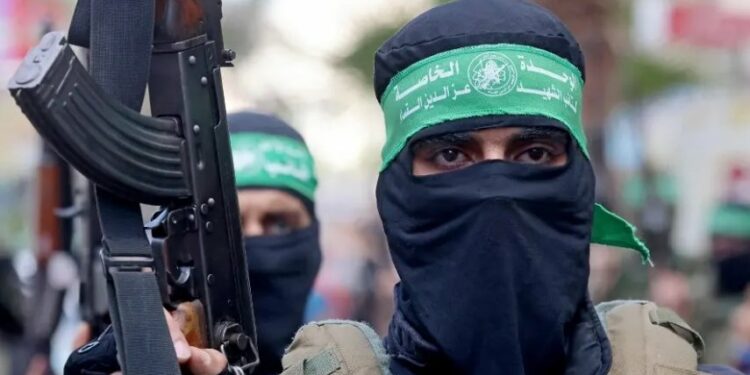 “حماس” تعلن تسلمها قائمة بـ 34 محتجزا إسرائيليا للمبادلة بأسرى فلسطينيين… وتل أبيب تصدر بيانا