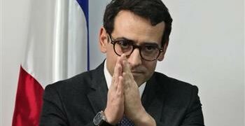 فرنسا لا تريد عودة مواطنيها المحتجزين بسوريا بتهمة الانتماء لداعش