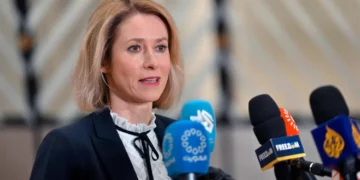 الإتحاد الأوروبي يستعد لتخفيف العقوبات عن سوريا اليوم