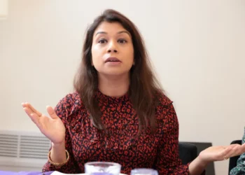 وزيرة بريطانية تستقيل بسبب قضايا فساد في بنغلاديش