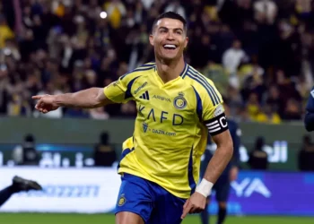أرقام مجنونة بعقد رونالدو الجديد مع النصر السعودي