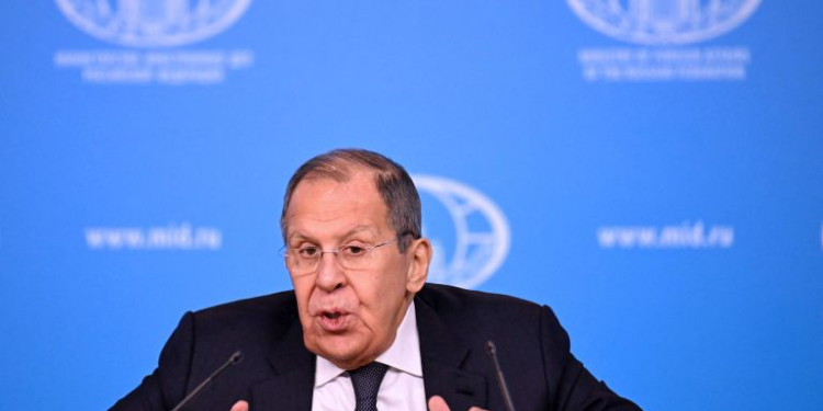 لافروف يتحدث عن سوريا وإيران ويقول “أن بلده لن تغادر الشرق الأوسط “