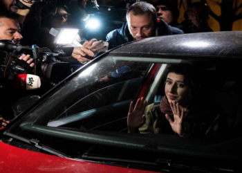 الصحافية الإيطالية تصل إلى بلادها..بعد أسابيع من اعتقالها في إيران