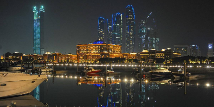 أبو ظبي عاصمة الثروة والاستثمار العالمي
