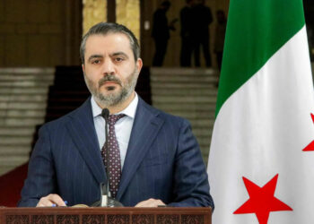 وزير قطري يبحث مع الشيباني هاتفيا دعم التعاون بين الدوحة ودمشق.. والأخير سيبدأ الأسبوع الجاري زيارات رسمية إلى قطر والإمارات والأردن