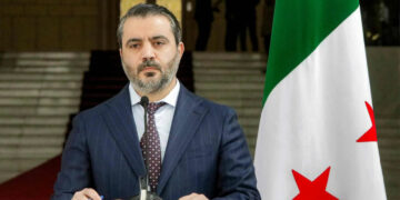 وزير قطري يبحث مع الشيباني هاتفيا دعم التعاون بين الدوحة ودمشق.. والأخير سيبدأ الأسبوع الجاري زيارات رسمية إلى قطر والإمارات والأردن