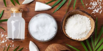 زيت جوز الهند: سر جمال بشرتك الذي لم تكتشفيه بعد!