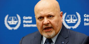 واشنطن تفرض عقوبات على مدعي عام “الجنائية الدولية” كريم خان