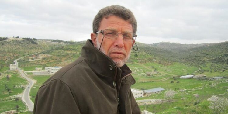 بينهم نائل البرغوثي.. أسرى فلسطينيون يبلغون ذويهم بقرار الإفراج عنهم يومي الخميس والسبت المقبلين من بينهم عدد من محرري صفقة “وفاء الأحرار” الذين أعادت تل أبيب اعتقالهم