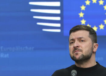 من المرجح أن يطالب زيلينسكي بضمانات دولية لمنع أي اعتداء روسي في المستقبل ..تحالف عسكري أوروبي من 50 ألف جندي قد يكون مفتاح استقرار