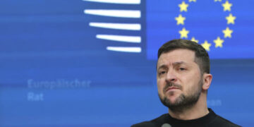 من المرجح أن يطالب زيلينسكي بضمانات دولية لمنع أي اعتداء روسي في المستقبل ..تحالف عسكري أوروبي من 50 ألف جندي قد يكون مفتاح استقرار