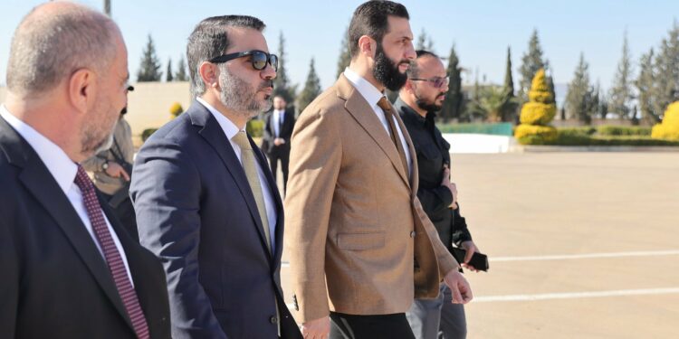 تهنئة لبنان للشرع جاءت بعد 10 أيام من توليه الرئاسة في المرحلة الانتقالية