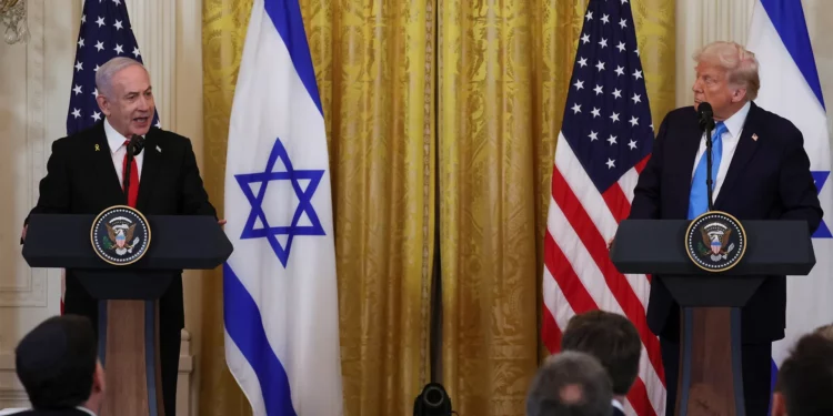 صحف عالمية: خطة ترامب لغزة قد تسبب اضطرابات في المنطقة وانتفاضة بالضفة