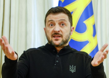 زيلينسكي يكشف تفاصيل اتفاق المعادن ويؤكد: لن أرد لواشنطن 10 سنتات !