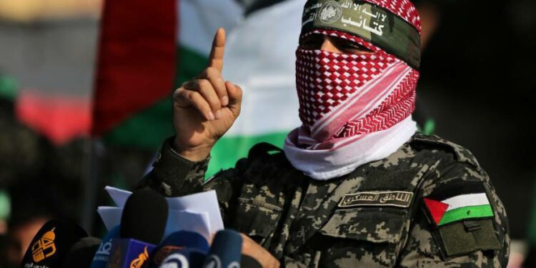 حماس تعرض التنازل عن الإدارة وترفض مقايضة الإعمار بالسلاح