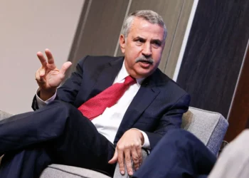توماس فريدمان في مؤتمر غزة ومستقبل السلام بالقاهرة: لو استمرت إدارة ترامب سوف تنتهى أمريكا.. ومقترحه عن التهجير من أكثر الأفكار جنونا وأتوقع حدوث صراع بينه وبين نتنياهو