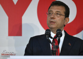 تركيا.. صدور حكم بحق رئيس بلدية إسطنبول أكرم إمام أوغلو والمعارضة تهاجم أردوغان