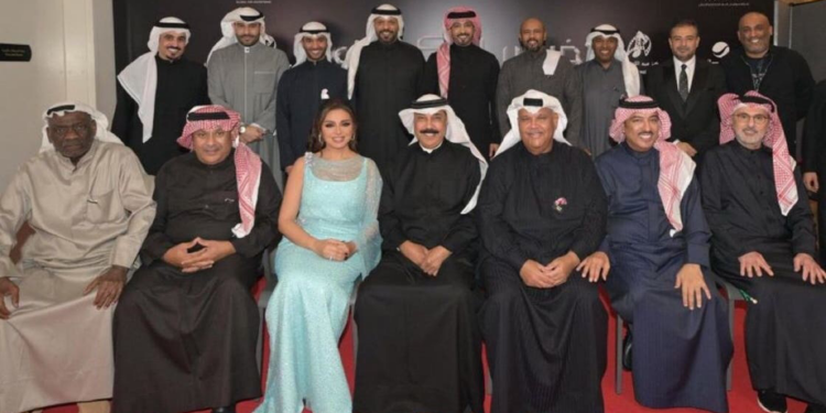 في مهرجان فبراير الكويت.. تكريم عبدالله الرويشد بحضور نجوم الغناء العربي