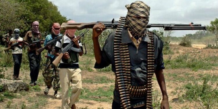 تحذيرات من دول عربية وغربية للشرع ..إما أن تضبط السيطرة على الجماعات المسلحة التي ترتكب في المجازر بالساحل أو إيقاف الدعم الدولي !