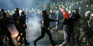 تركيا.. قمع أمني واعتقال أكثر من 1400 متظاهر بعد سجن أكرم إمام أوغلو أبرز منافسي أردوغان