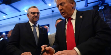 ترامب يخطط لتعيين والد صهره مبعوثا خاصا للبحيرات الكبرى