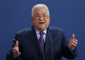 الرئيس الفلسطيني يعيّن قائدين جديدين للأمن والدفاع المدني