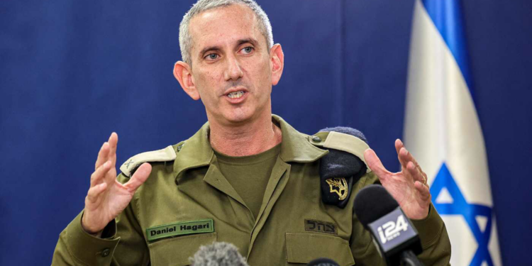 إقالة “العسكري المثير للجدل” من الجيش الإسرائيلي