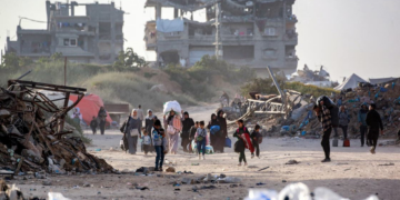 هدنة هشة والعودة للحرب .. مقتل 5 مسؤولين من حماس بغزة، والحركة “نتنياهو ضحى بالأسرى”