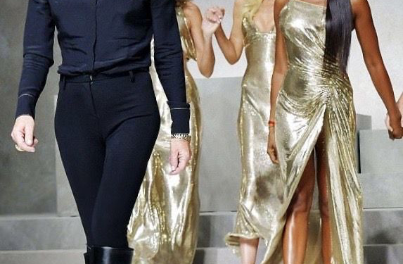 أيقونة في عالم الموضة.. دوناتيلا فيرساتشي ستتنحى عن منصبها بعد 28 عاما