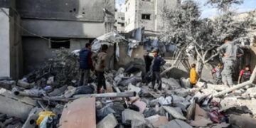 حكومة غزة تحذر من شائعات مضللة لـ”هجرة جماعية” للفلسطينيين من القطاع وتتهم إسرائيل بالوقوف خلف الحملة بهدف “ضرب الوعي الوطني وزعزعة صمود الفلسطينيين”