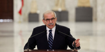 سلام: حصر السلاح وبسط سلطة الدولة اللبنانية على طاولة الحكومة قريبا