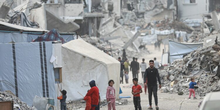 هآرتس: أطفال غزة أمام 3 خيارات أحلاها مر !