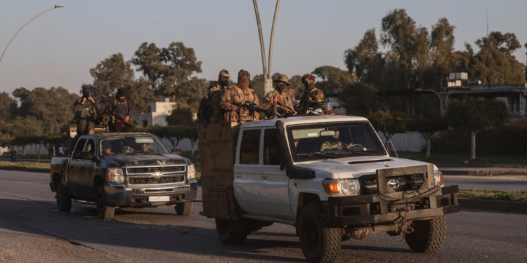 المرصد: ارتفاع حصيلة ضحايا مجازر الساحل السوري