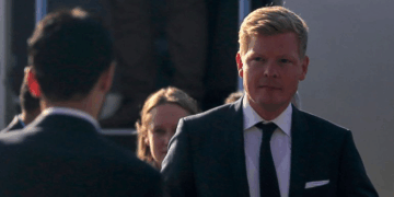 المبعوث الأممي لليمن يلتقي وفد الحوثيين في عُمان