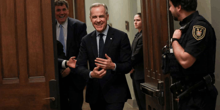 كارني يفوز بانتخابات كندا.. ويدعو لنهج صارم مع إدارة ترامب