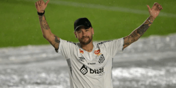 نيمار يطالب بوقف بث “بودكاست” عن أسرار حياته.. والقضاء يرفض