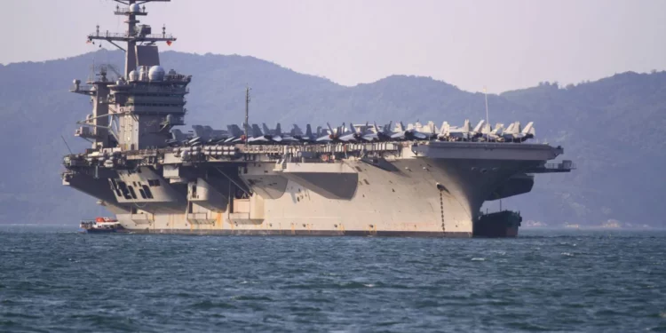 واشنطن تدرس عرض طهران… وتحشد قواتها