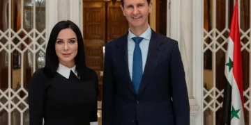 نقابة الفنانين في دمشق تشطب قيد الفنانة سلاف فواخرجي بسبب ولائها لنظام الأسد !