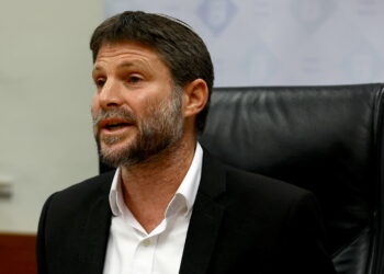 الوزير الاسرائيلي سموتريتش : غزة ستدمر بالكامل وبعد 6 أشهر لن يكون فيه حماس !!!