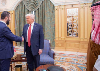 مسؤولون أميركيون: إعلان ترامب بشأن سوريا أصاب واشنطن بالذهول !