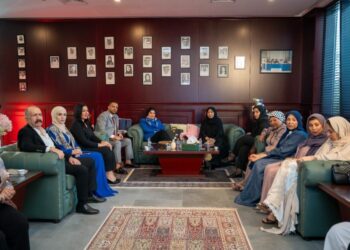 جمعية الصحفيين الإماراتية تطلق اسم نوال الصباح على جائزة أفضل صانع محتوى