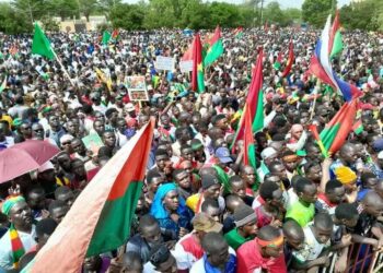 بوركينا فاسو.. مظاهرات داعمة للمجلس العسكري بعد المحاولة الانقلابية الأخيرة