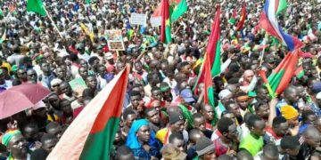 بوركينا فاسو.. مظاهرات داعمة للمجلس العسكري بعد المحاولة الانقلابية الأخيرة