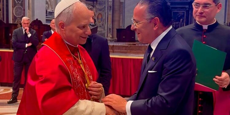 رجل الأعمال كمال الغريبي رئيس GKSD الإيطالية يحضر حفل تنصيب البابا لاون ال14 بالفاتيكان