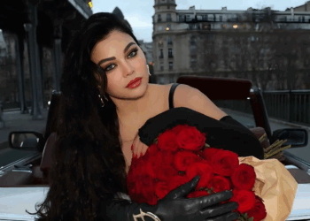 رغم قرار نقابة المهن الموسيقية بإيقافها عن الغناء بمصر .. هيفاء وهبي تسجل أغنيتين جديدتين وتستعد لتصوير “مملكة” مع مصطفى شعبان