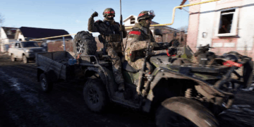 بوتين يعلن إنشاء “منطقة عازلة” على الحدود مع أوكرانيا