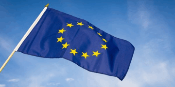 المجلس الأوروبي يعتمد قرارات قانونية لرفع العقوبات الاقتصادية عن سوريا