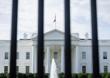 البيت الأبيض يعلّق على “هدية القصر الطائر” من قطر