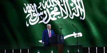 ترامب: الرياض ستنضم للاتفاقيات الإبراهيمية في وقتها المناسب