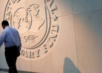 صندوق النقد يخفض توقعات نمو اقتصادات المنطقة بـ2025 إلى 2.6%